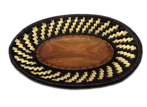 Bandejas Wounaan para Mesa en Madera y Fibra - Bandeja ovalada de madera color negro