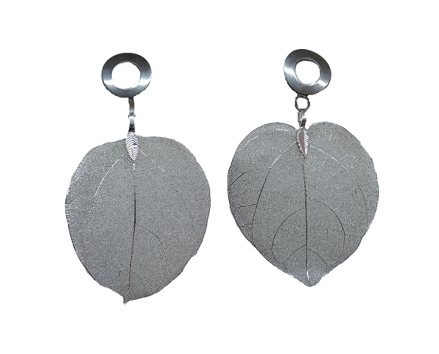 Colombian Fine Bijourie in stones - Silver color Leaf Earrings