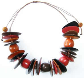 Exotic Bijouterie in Tagua and Bombona seeds - Necklace in Tagua