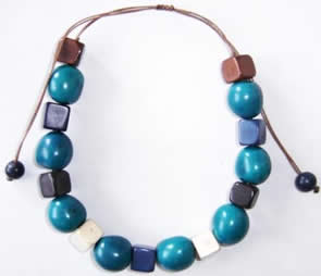 Exotic Bijouterie in Tagua and Bombona seeds - Necklace in Tagua and Bombona