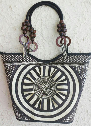 Cana Flecha handmade Purses - Caña Flecha typical handbag