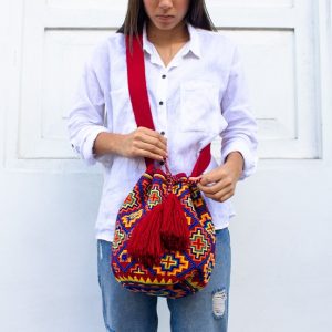 Mochila Wayuu grande roja un hilo 4 Mochila Wayuu roja un hilo