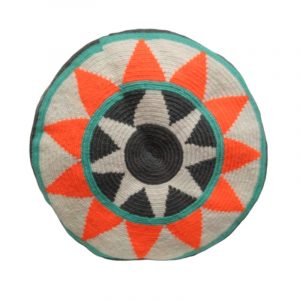 Mochila Wayuu mediana un hilo colores naranja y verde 2 wayuu bag guajira one thread bottom