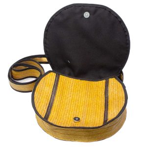 Bolso Carriel hecho en Caña flecha 3 Bolso Carriel en Canaflecha negro y amarillomostaza