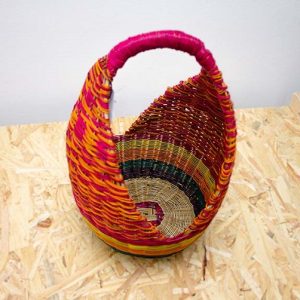 Canasta artesanal tipo bolso o huevera 2 canasta artesanal hecha en esparto