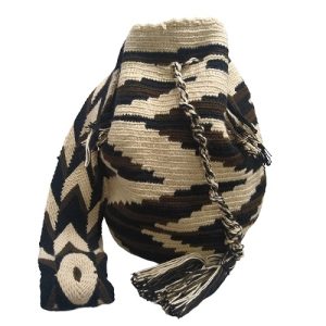 Wayuu Mochila bag with earth color tones, brown, beige and black, two thread quality