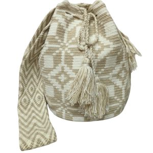 Mochila Wayuu colombiana colores blanco y beige 2 20