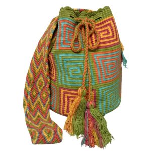 Mochila Wayuu colombiana colores verde, naranja y amarillo 2 mochila wayuu colombia