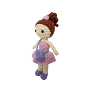 Muñeca Amigurumi vestido morado 2 4